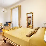 Relais Antica 3* Naples