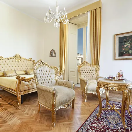 Relais Antica 3* Νάπολη